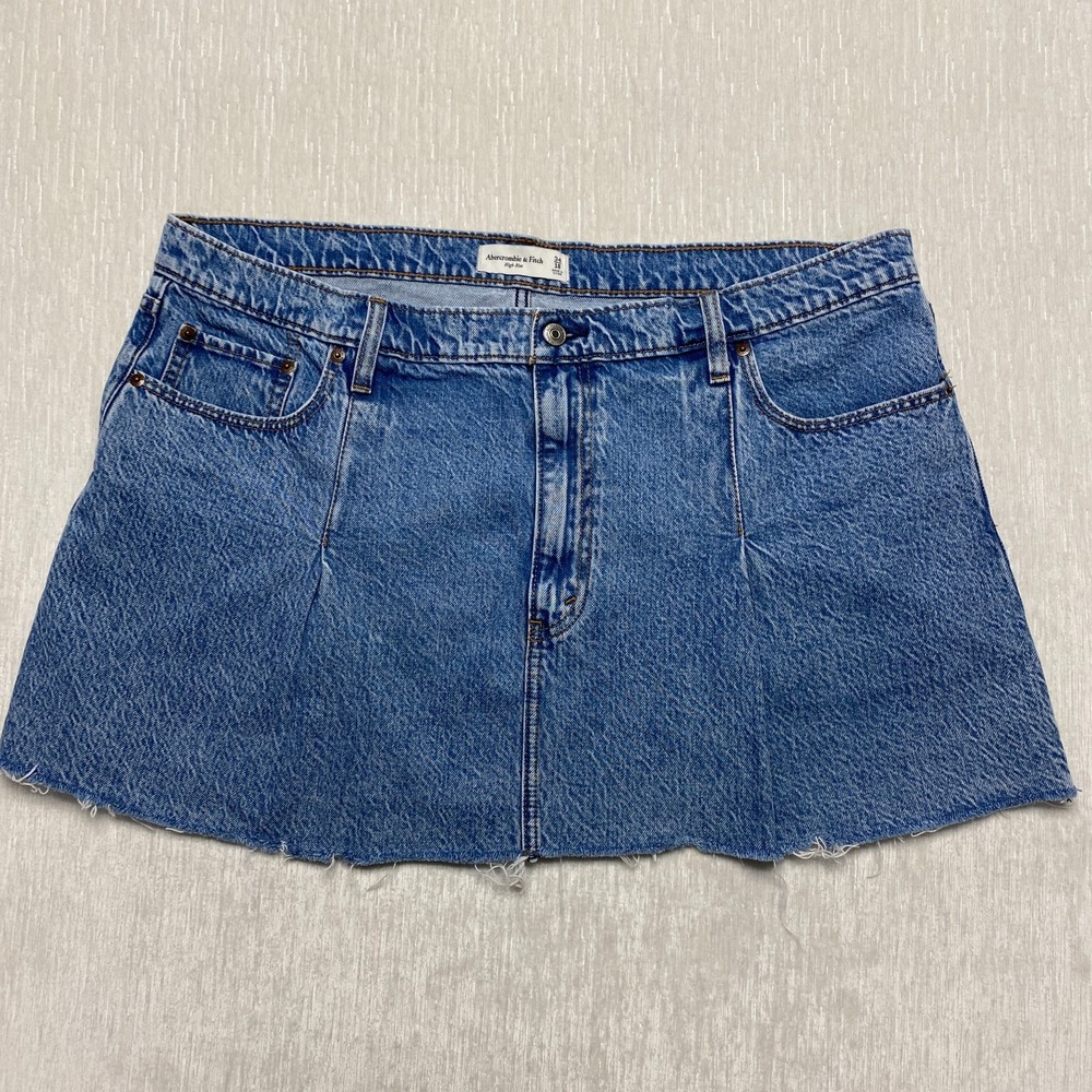 Abercrombie & Fitch High-Rise Mini Skirt Womens 18/34 Blue Denim Cotton Raw Hem